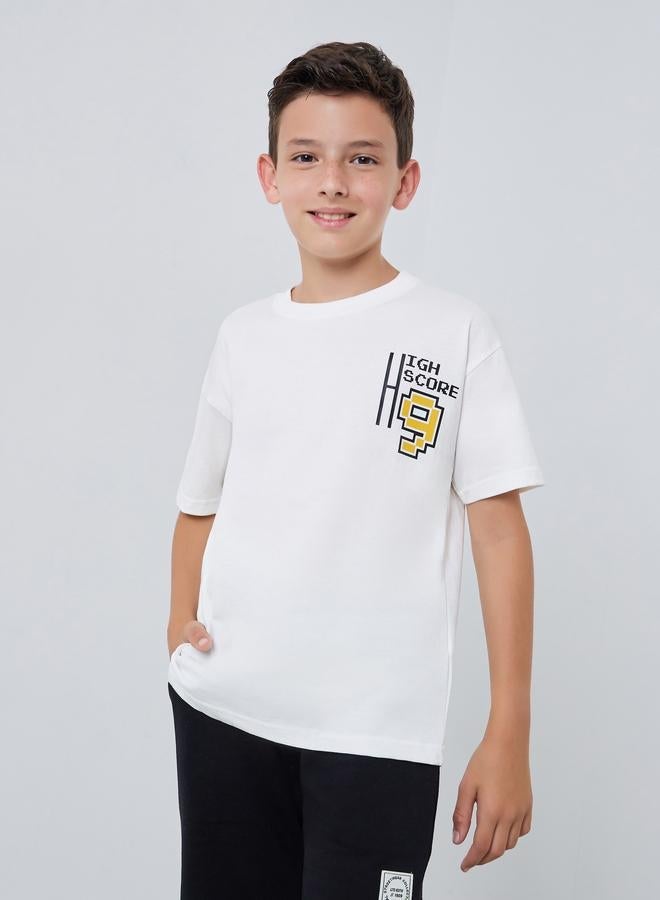 ستايلي تيشيرت واسع بطبعة جرافيك وأكمام قصيرة - Image 1